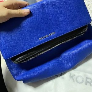 MICHAEL KORS Crossbody Bag